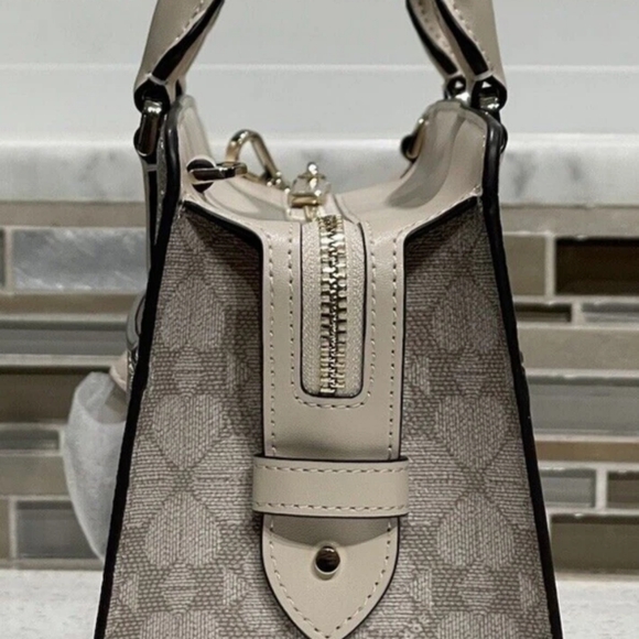 KATE SPADE FLOWER SMALL CROSSBODY BAG SATCHEL SHOULDER MADISON BEIGE TAUPE TAN - Picture 5 of 9